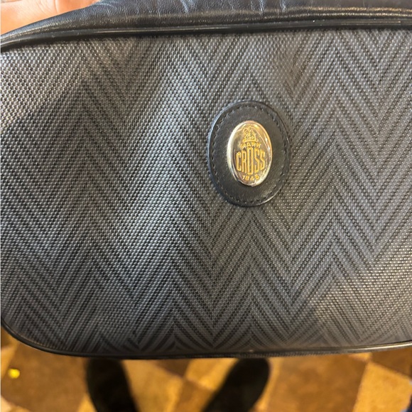 Sophisticated Black Crossbody Bag with Chevron Texture - Picture 1 of 4